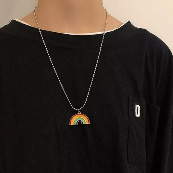 70s Style Pride Rainbow Pendant Chain Necklace - Picture 4 of 4